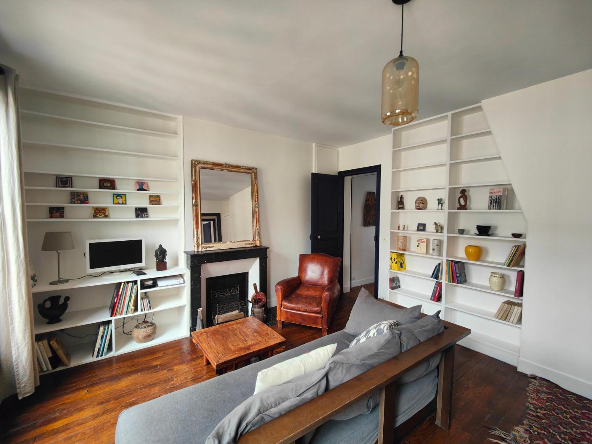 Beau 3 Pieces Au Pied De Montmartre Appartement Parijs